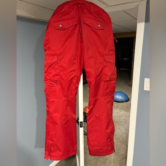 Women’s Burton Snowboard Pants - Picture 4 of 4